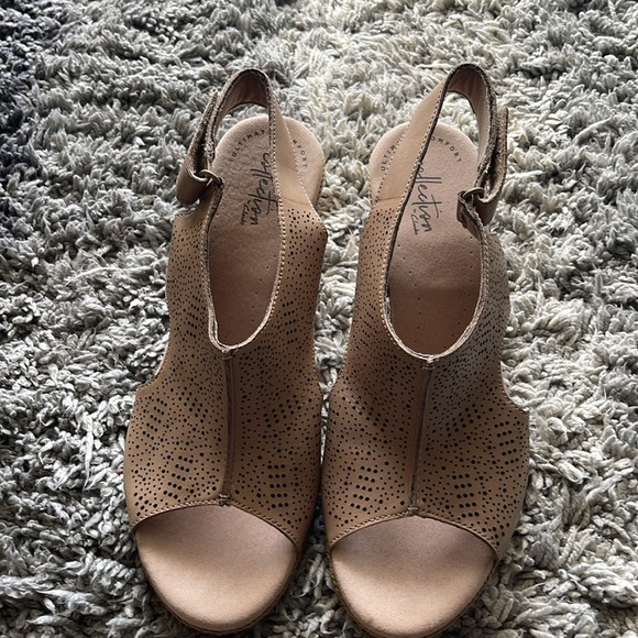 Clark’s summer sandal - Picture 2 of 6